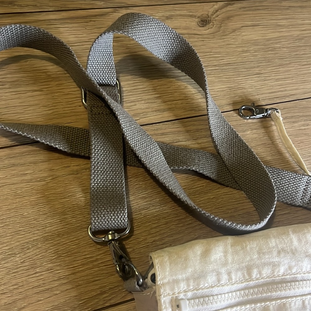 Kipling crossbody bag - Picture 4 of 10